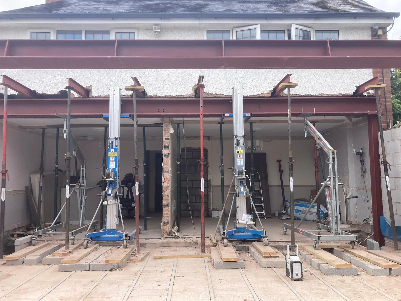Garage conversion / extension-style build quality: neat external finish and well-formed openings that signal a reliable, detail-led approach in Nuneaton and Hinckley.